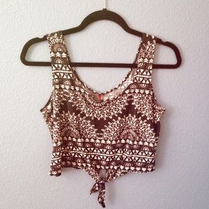 ⚫️⚪️ Black and white crop top ⚪️⚫️